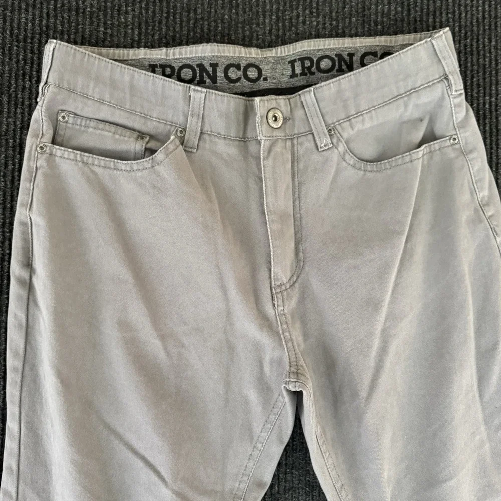 Iron Co. Jeans Men's 32x30 Denim Classic Comfort Waistband Straight Leg